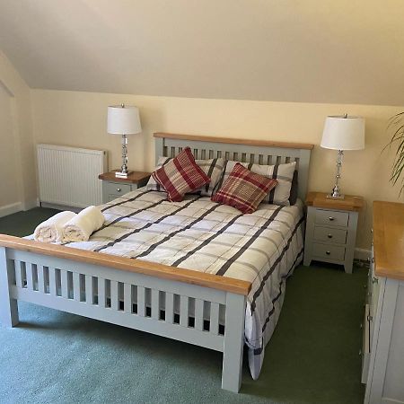 Fabulous 2 Bedroom House Just Outside Edinburgh Auchendinny Extérieur photo